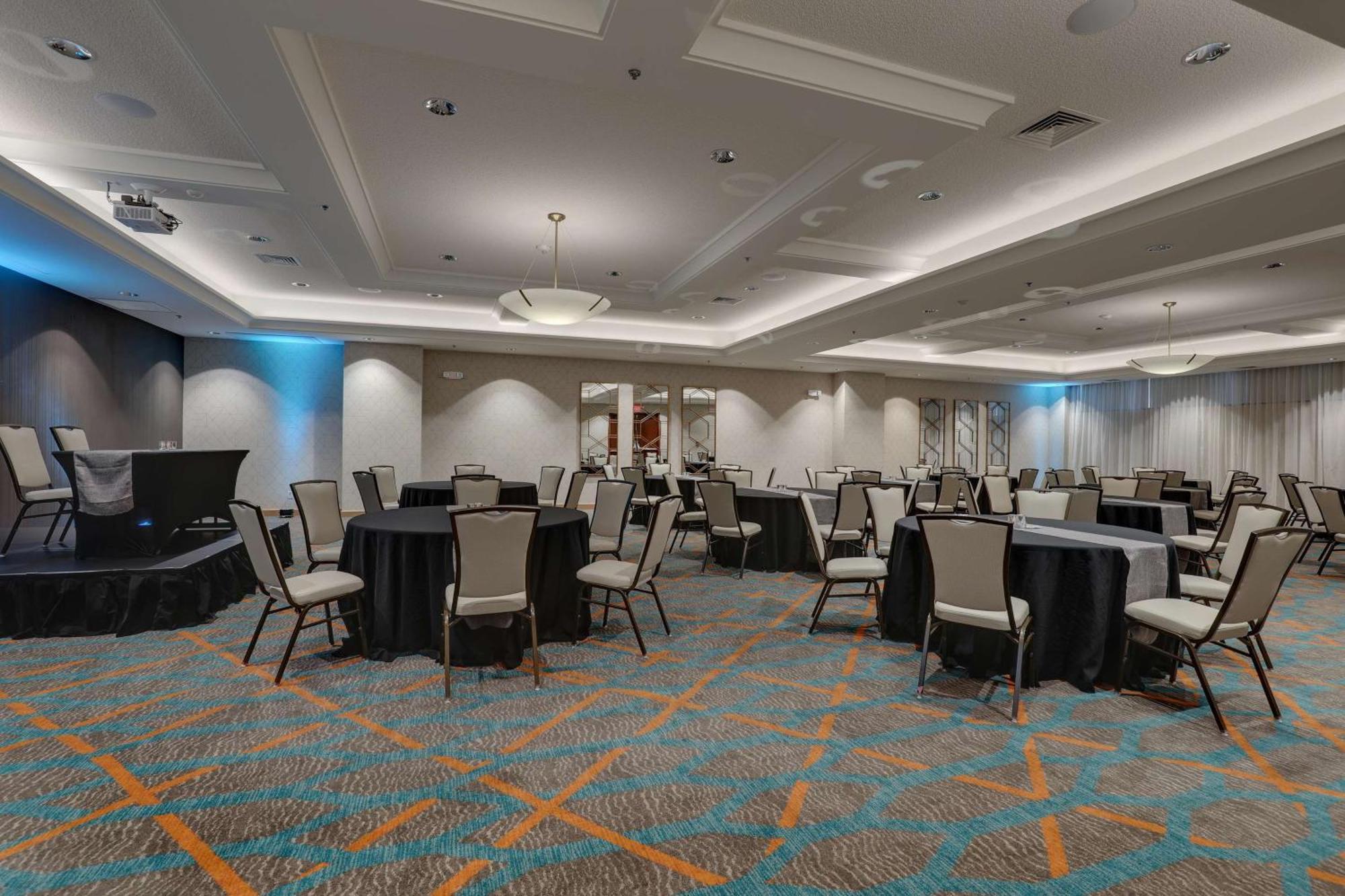 Hotel Drury Plaza Downtown Nashville