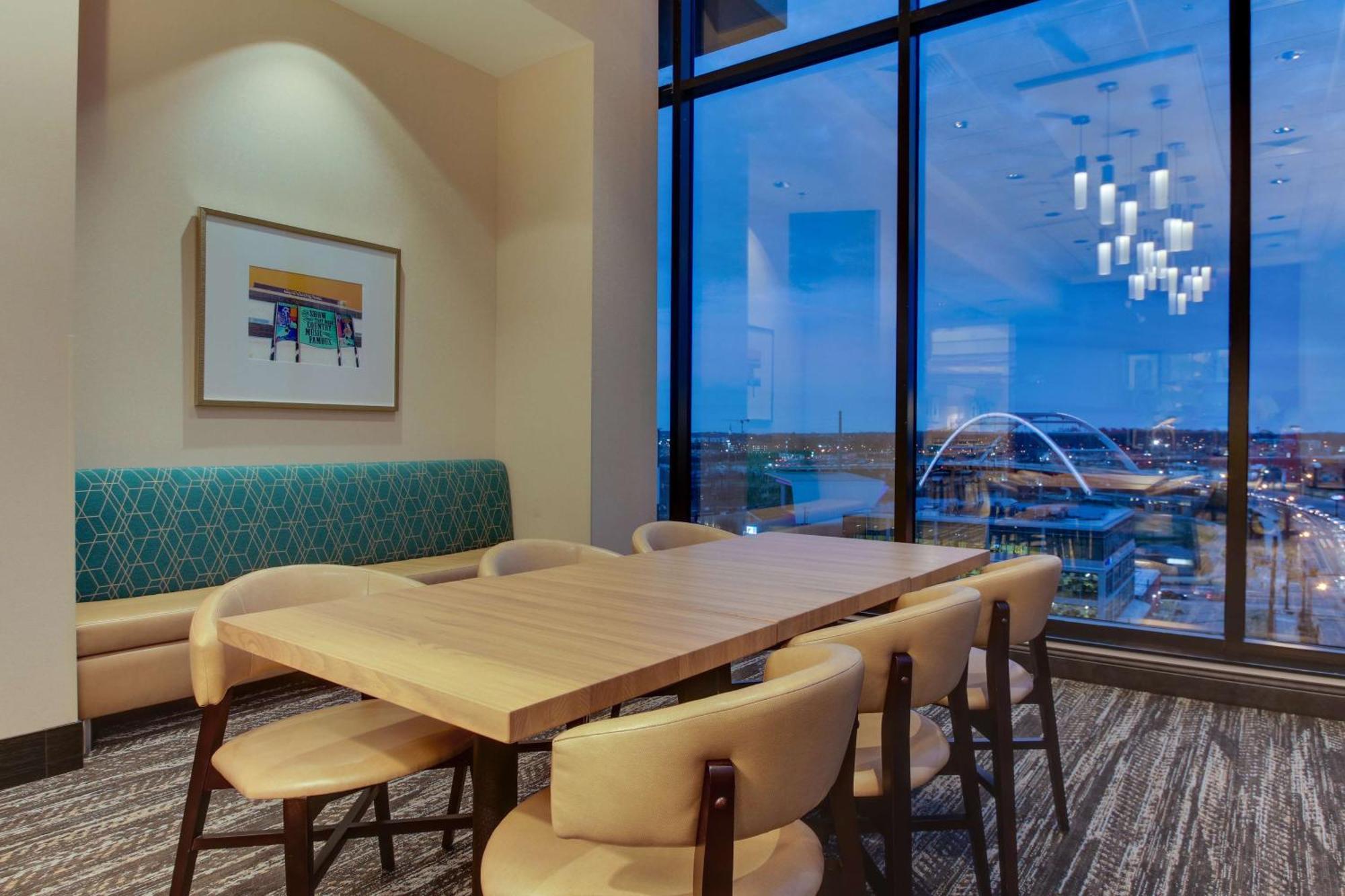 Hotel Drury Plaza Downtown Nashville